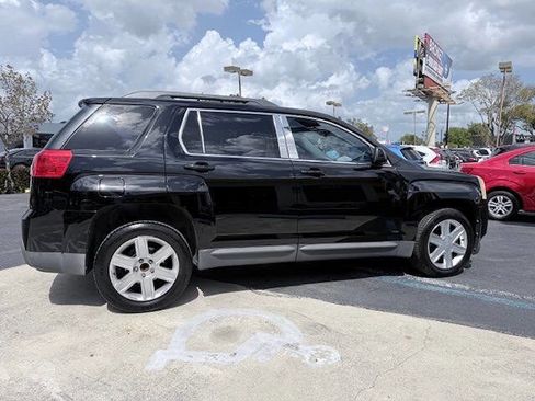Used 2010 GMC Terrain SLT image 7
