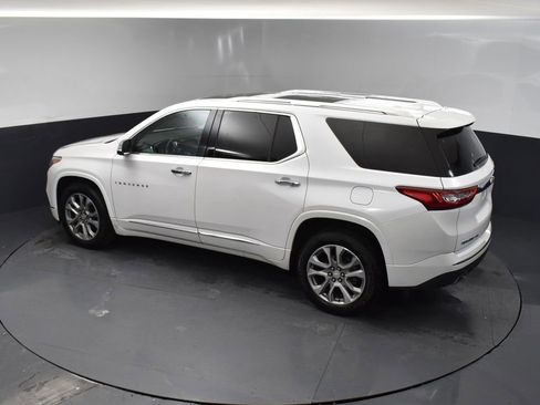 Used 2021 Chevrolet Traverse Premier w/ LPO, Floor Liner Package AWD/4WD image 16