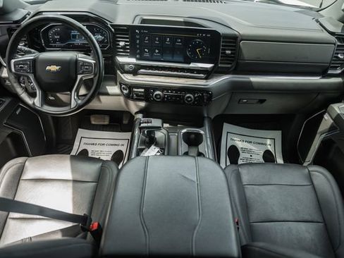 Used 2023 Chevrolet Silverado 1500 LTZ w/ LTZ Convenience Package II AWD/4WD image 27