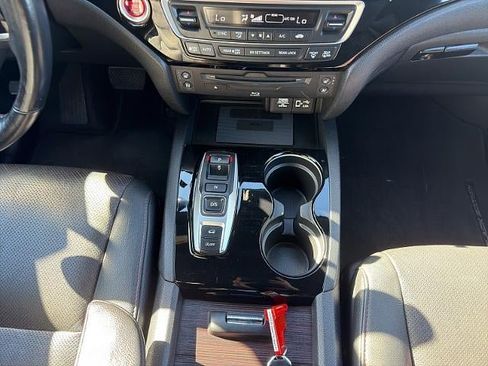 Used 2021 Honda Pilot Black Edition image 18