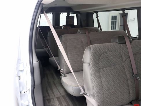 Used 2019 Chevrolet Express 3500 LT w/ LT Preferred Equipment Group RWD image 14