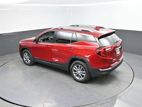 Used 2023 GMC Terrain SLT AWD/4WD image 38