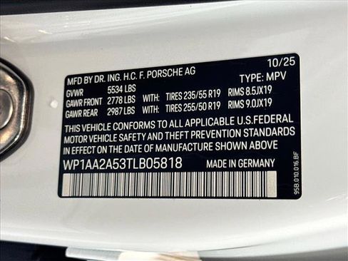 Used 2026 Porsche Macan AWD/4WD image 27