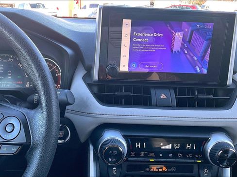 Used 2025 Toyota RAV4 XLE image 6