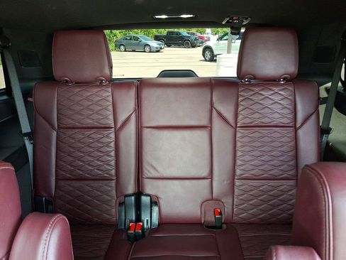 Used 2025 Cadillac Escalade Sport w/ Touring Package AWD/4WD image 11