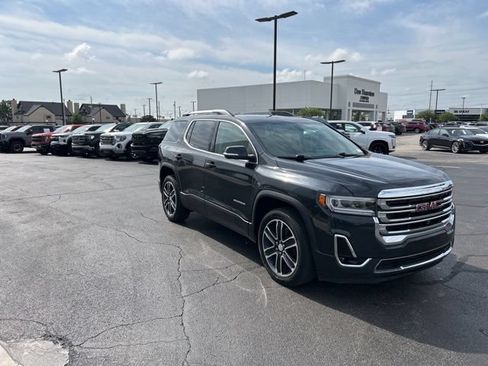 Used 2020 GMC Acadia SLT w/ Premium Package FWD image 4