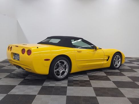 Used 2002 Chevrolet Corvette Convertible w/ Preferred Equipment Group2 RWD image 7