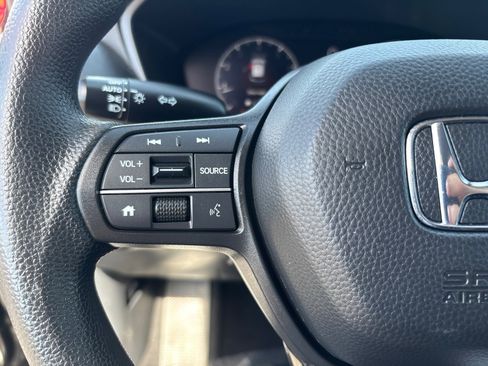 Used 2024 Honda HR-V LX image 30