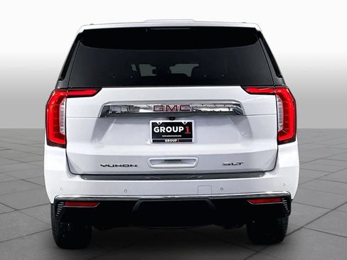Certified 2023 GMC Yukon XL SLT w/ SLT Premium Package RWD image 5