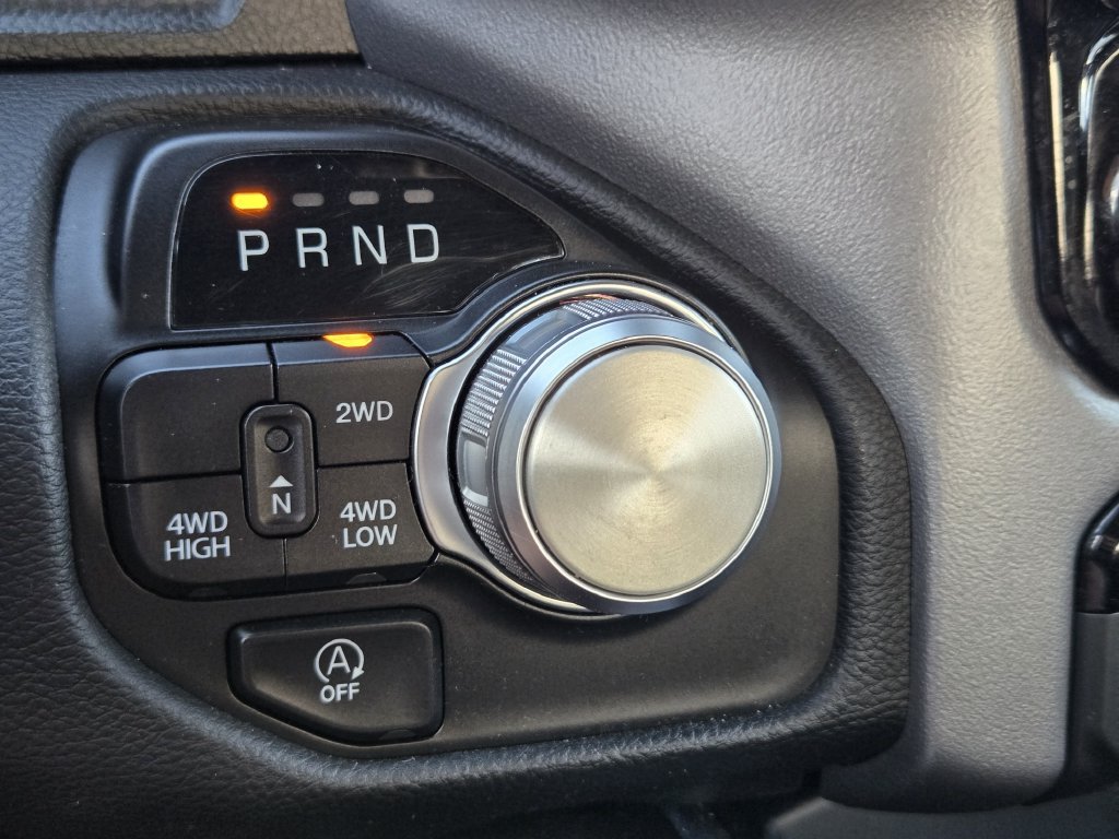 Used 2024 RAM 1500 Laramie AWD/4WD image 22