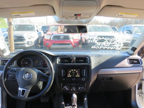 Used 2014 Volkswagen Jetta TDI FWD image 20