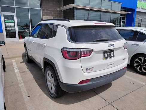 Used 2020 Jeep Compass Latitude w/ Popular Equipment Group AWD/4WD image 2
