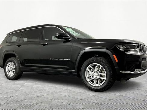 New 2025 Jeep Grand Cherokee L Laredo w/ Luxury Tech Group I image 3