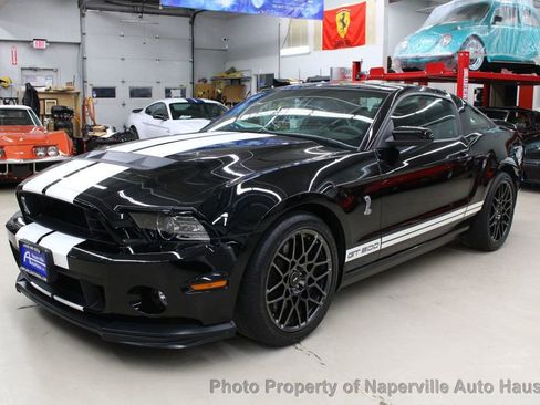 Used 2013 Ford Mustang Shelby GT500 image 2