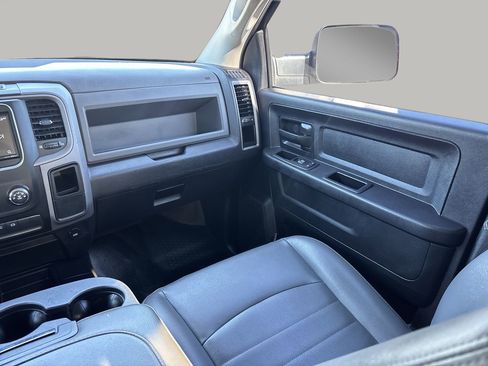 Used 2016 RAM 3500 Tradesman w/ Cold Weather Group image 17