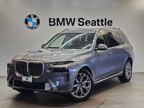 Used 2024 BMW X7 xDrive40i image 1