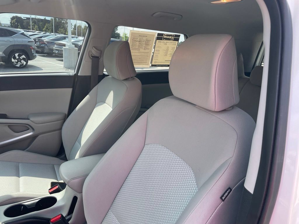 Used 2020 Kia Soul LX FWD image 20