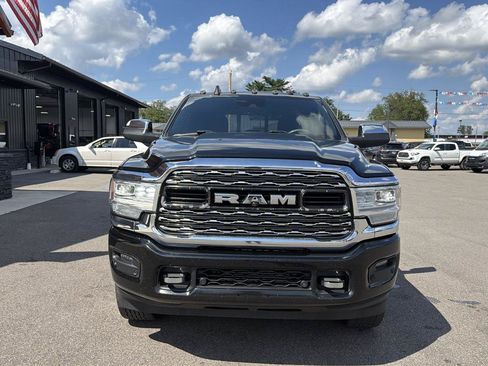 Used 2019 RAM 2500 Limited AWD/4WD image 2