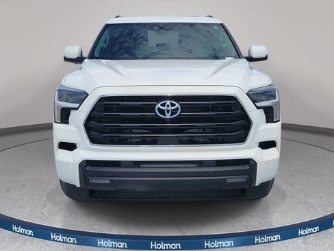 Used 2024 Toyota Sequoia SR5 w/ SR5 Premium Package AWD/4WD image 3