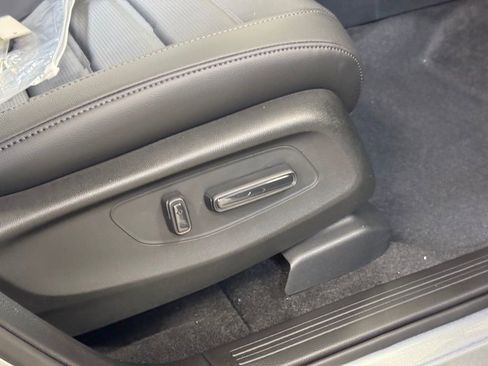 New 2026 Honda CR-V EX-L image 28
