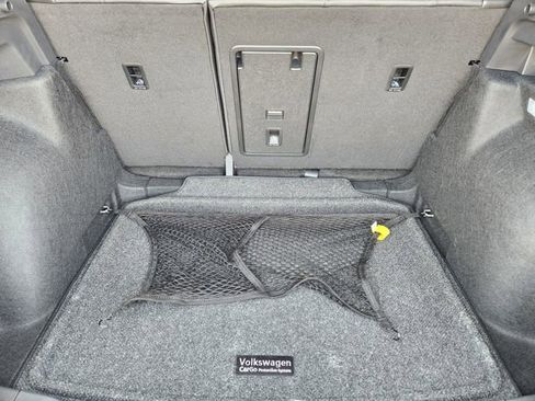 New 2024 Volkswagen Taos SE image 22
