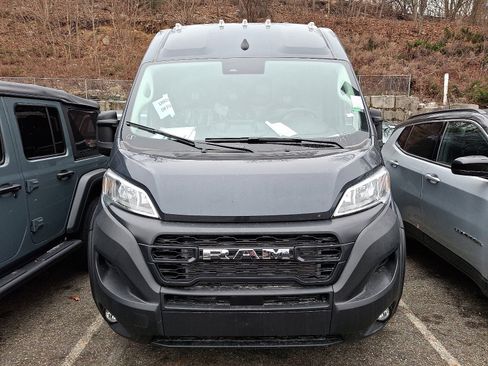 New 2026 RAM ProMaster 2500 w/ Convenience Group FWD image 2