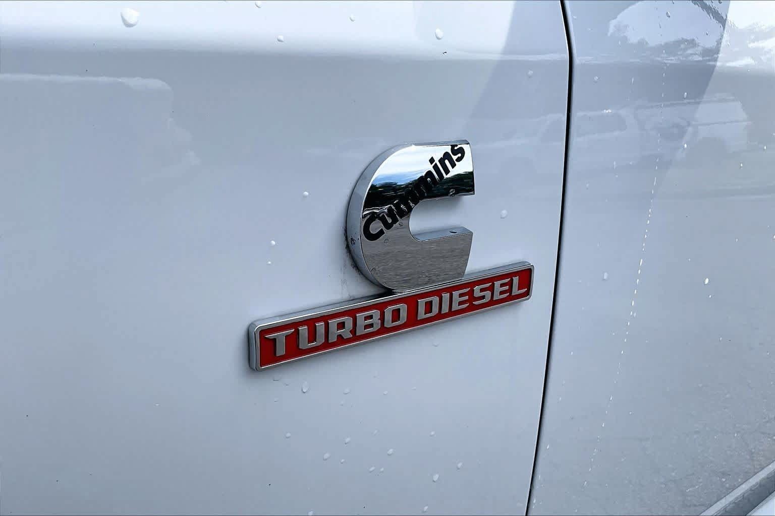 Used 2024 RAM 2500 Tradesman w/ Chrome Appearance Group AWD/4WD image 11