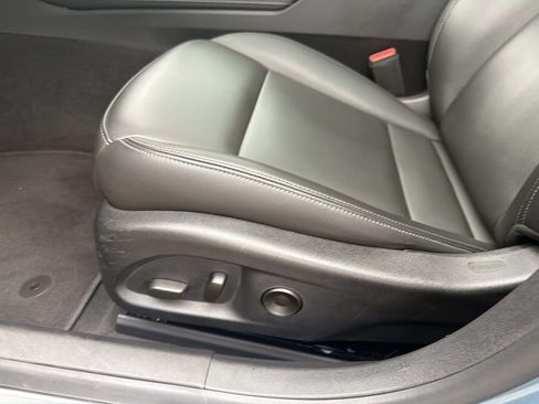 Used 2023 Cadillac CT5 Luxury w/ Sun And Sound Package RWD image 17