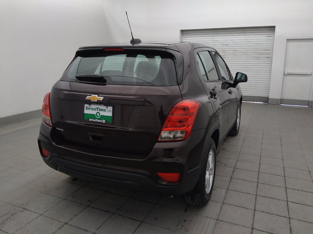 Used 2020 Chevrolet Trax LS FWD image 9