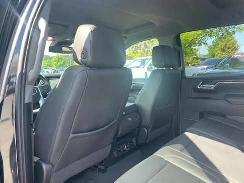 Used 2026 GMC Sierra 1500 SLT AWD/4WD image 24