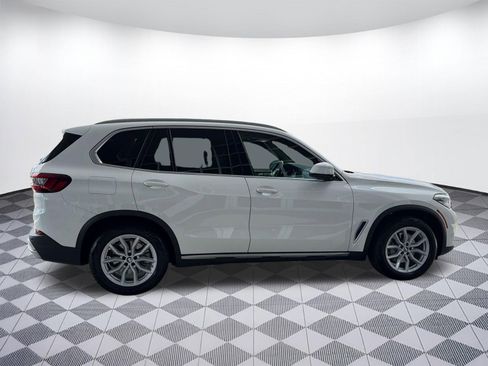 Used 2022 BMW X5 xDrive40i AWD/4WD image 8