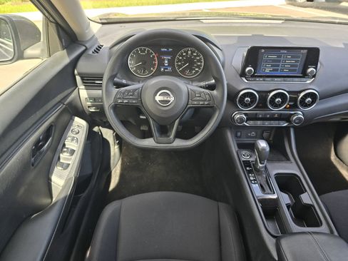 Used 2025 Nissan Sentra S FWD image 13