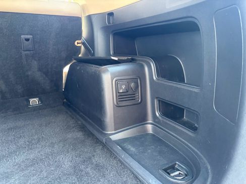 Used 2017 Toyota 4Runner SR5 Premium RWD image 44