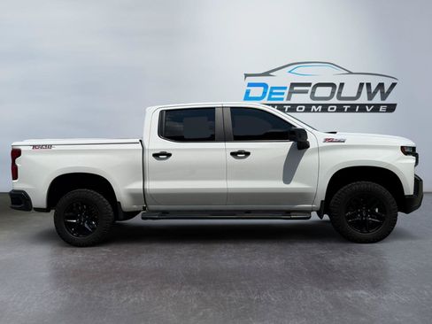 Used 2021 Chevrolet Silverado 1500 LT Trail Boss AWD/4WD image 2