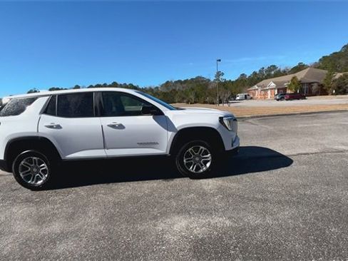 Used 2025 GMC Terrain Elevation image 13