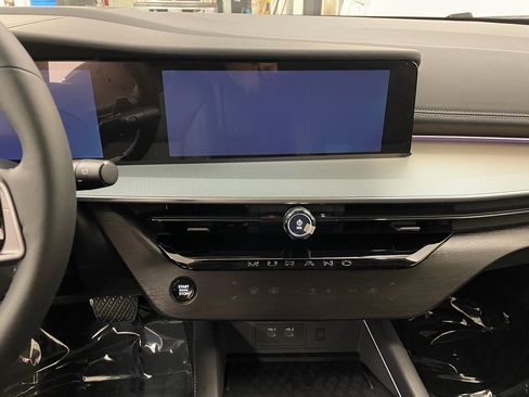 New 2025 Nissan Murano SL image 9