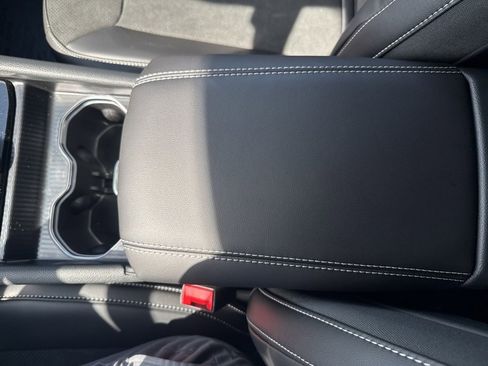 New 2025 Jeep Grand Cherokee Altitude image 28