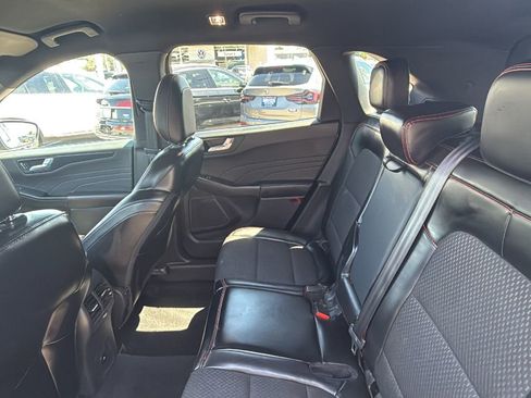 Used 2024 Ford Escape ST-Line image 11