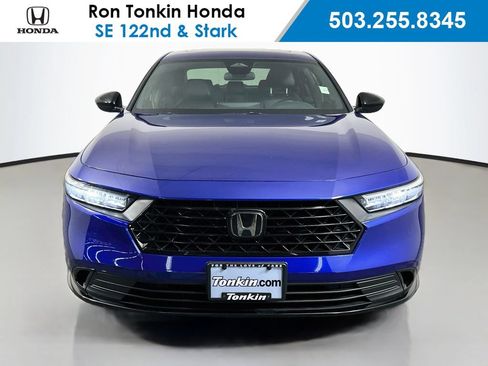 Used 2023 Honda Accord Sport image 3