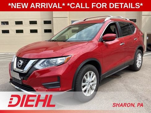 Used 2017 Nissan Rogue SV AWD/4WD image 3