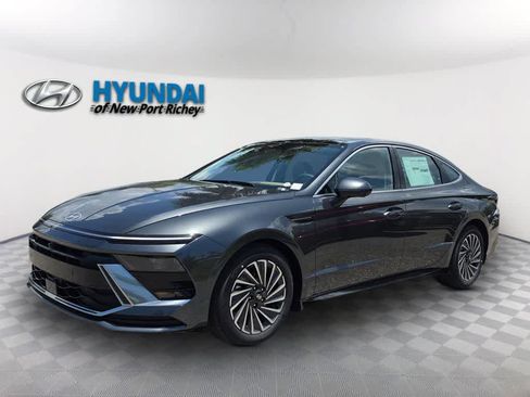 New 2026 Hyundai Sonata Limited FWD image 1