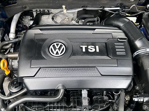 Used 2017 Volkswagen Golf SEL FWD image 31