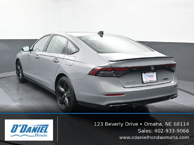 Used 2024 Honda Accord Sport image 4