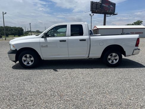 Used 2016 RAM 1500 Tradesman w/ Popular Equipment Group AWD/4WD image 3