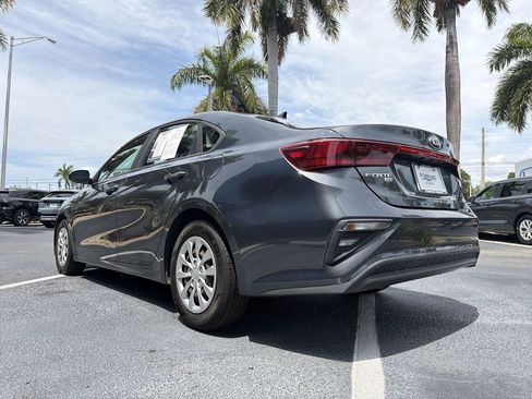 Used 2019 Kia Forte Sedan FWD image 19