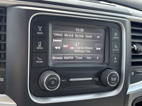 Used 2022 RAM 1500 Classic SLT AWD/4WD image 25