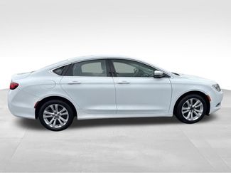 Used 2016 Chrysler 200 Limited w/ Convenience Group FWD video 2