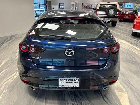 Used 2024 MAZDA MAZDA3 s FWD image 31