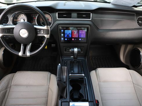 Used 2011 Ford Mustang GT Premium w/ Comfort Pkg image 2