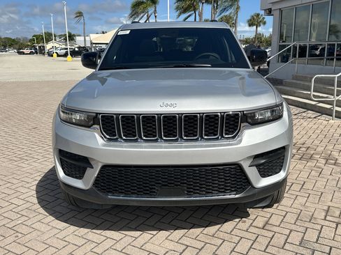 New 2026 Jeep Grand Cherokee Laredo X image 4